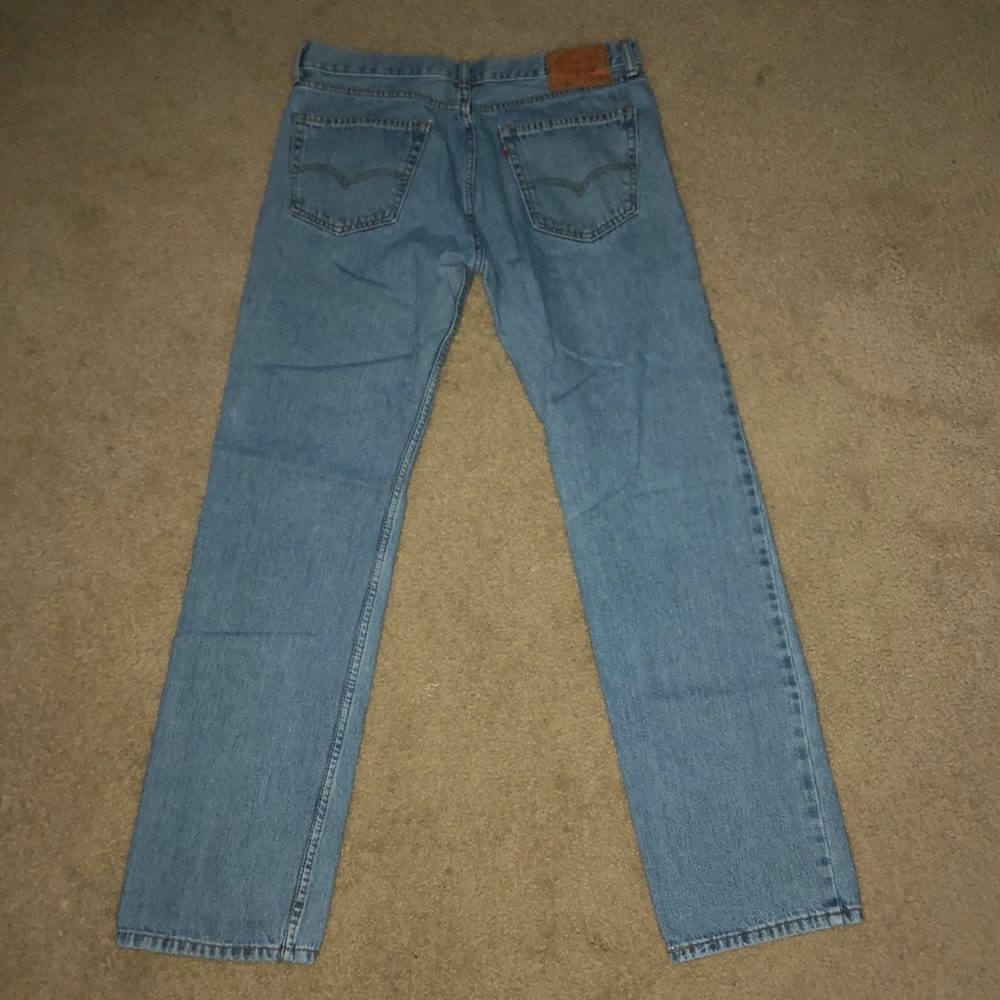 505 Levi’s Men’s Straight Medium Wash Denim Jeans